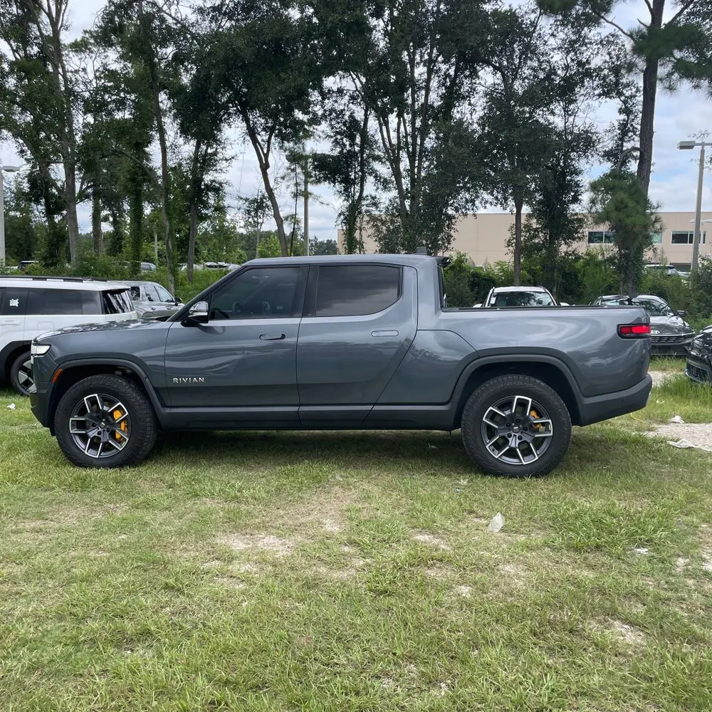 2022 Rivian R1T Launch Edition