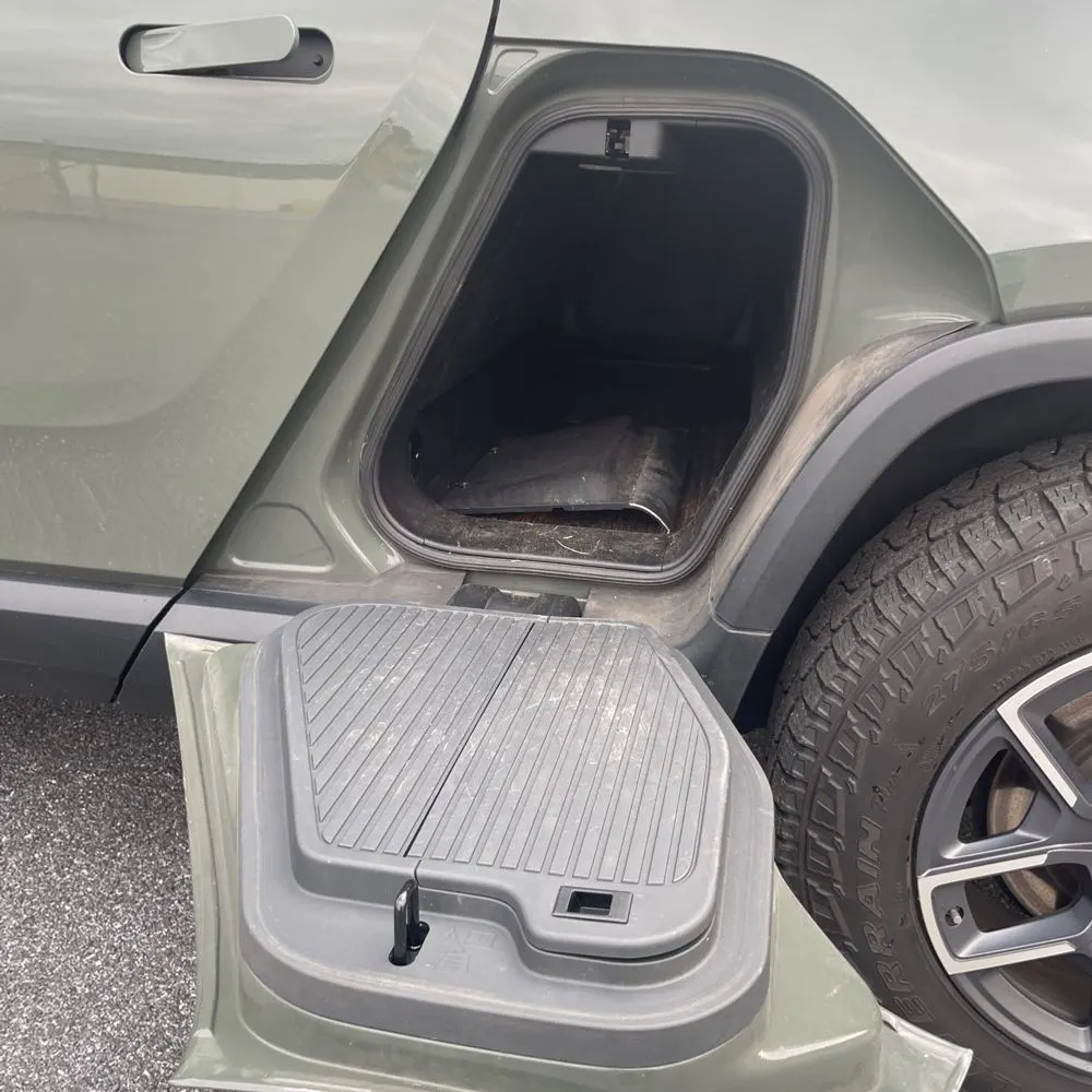 2022 Rivian R1T Launch Edition