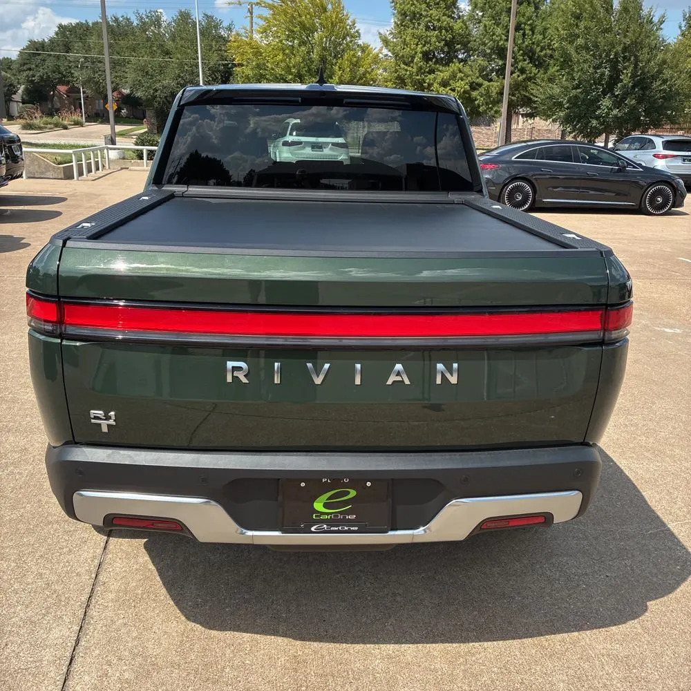 2025 Rivian R1T Adventure Dual-Motor