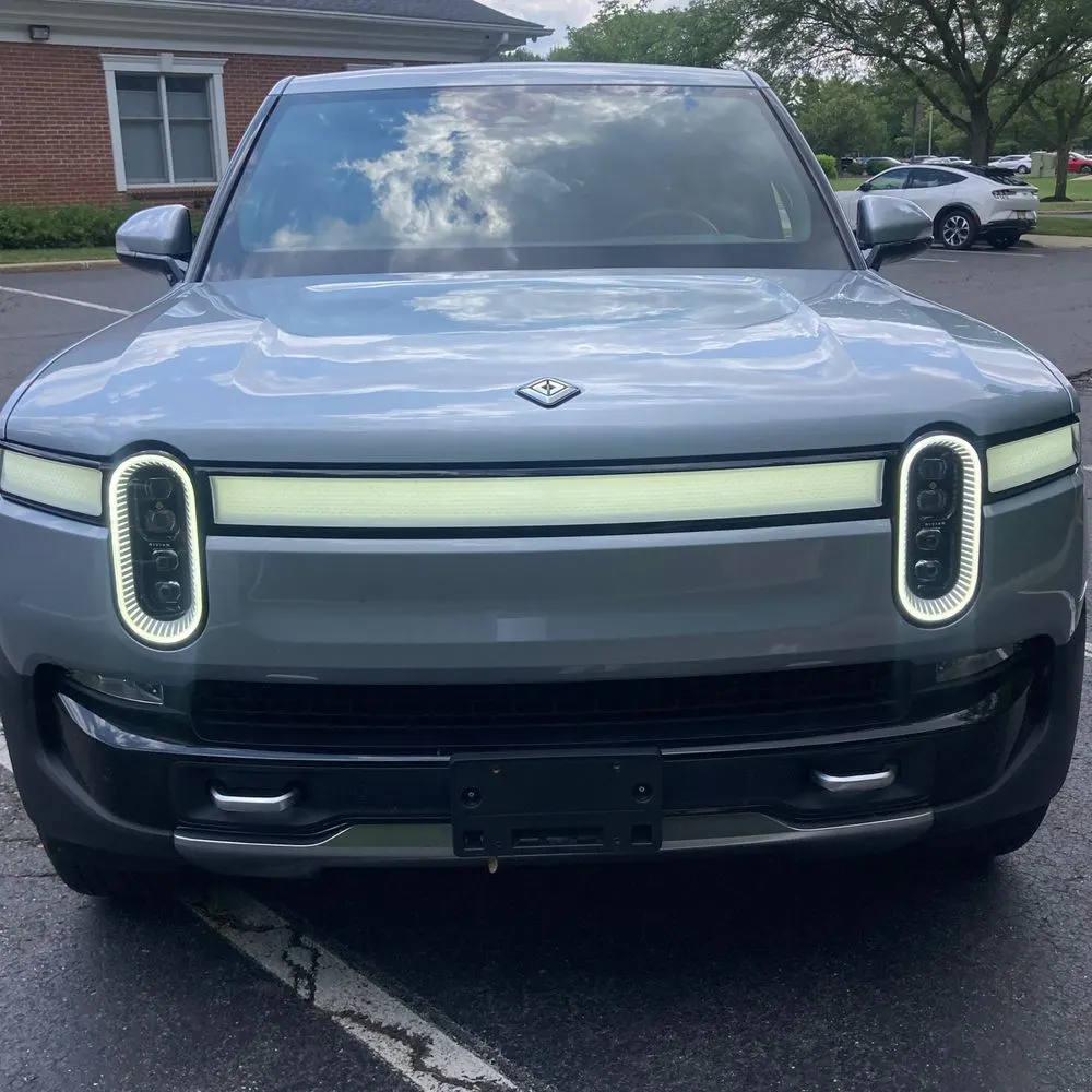 2024 Rivian R1T Adventure Dual-Motor