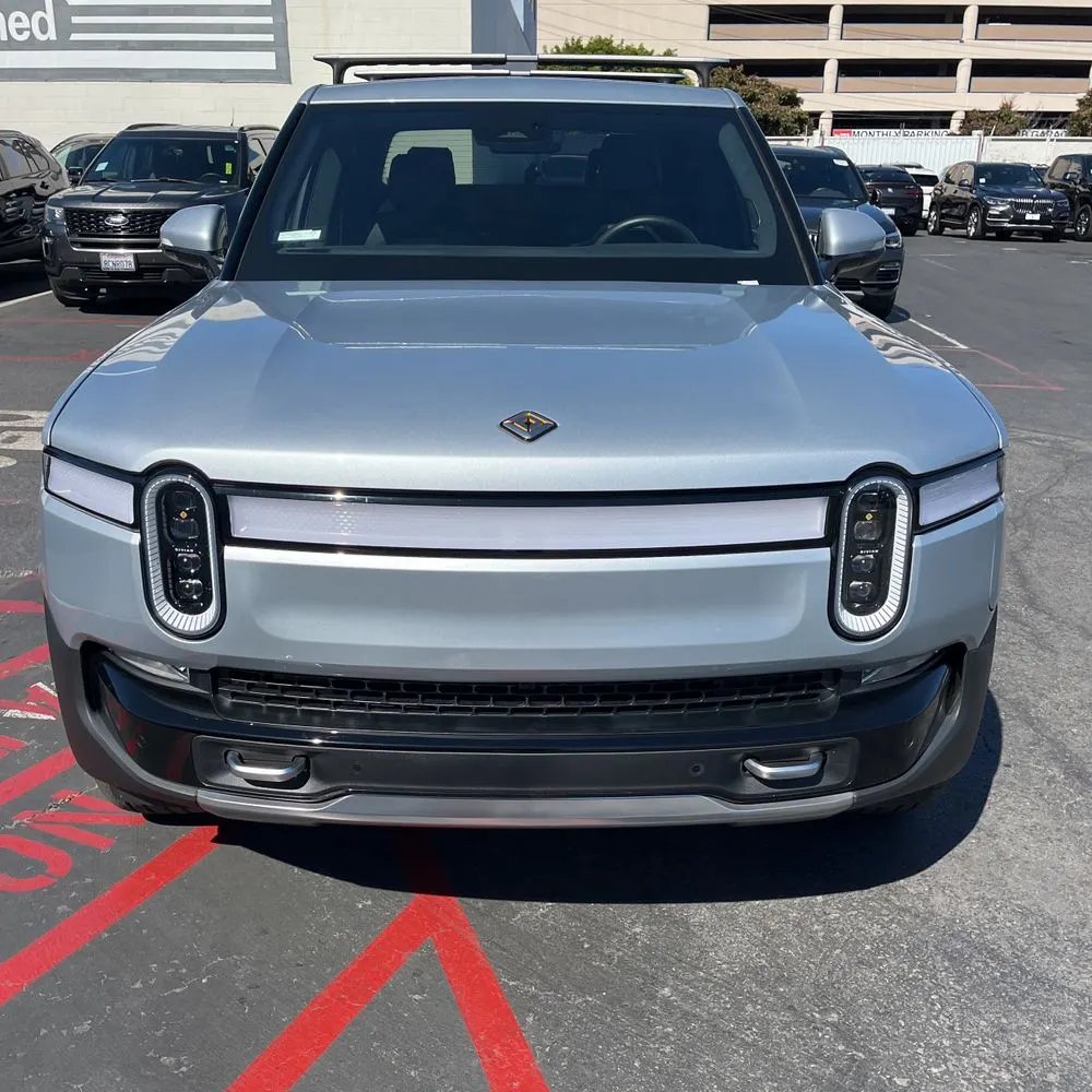 2024 Rivian R1T Adventure Dual-Motor