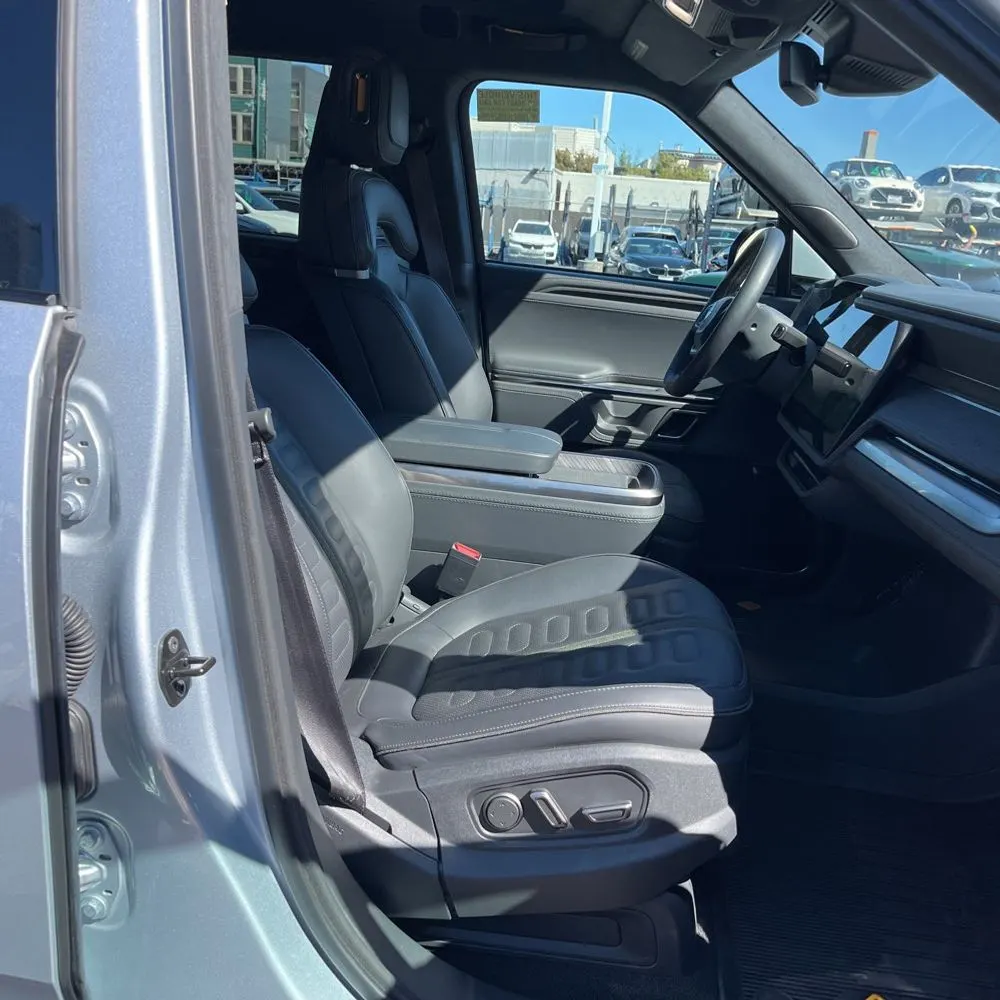 2024 Rivian R1T Adventure Dual-Motor