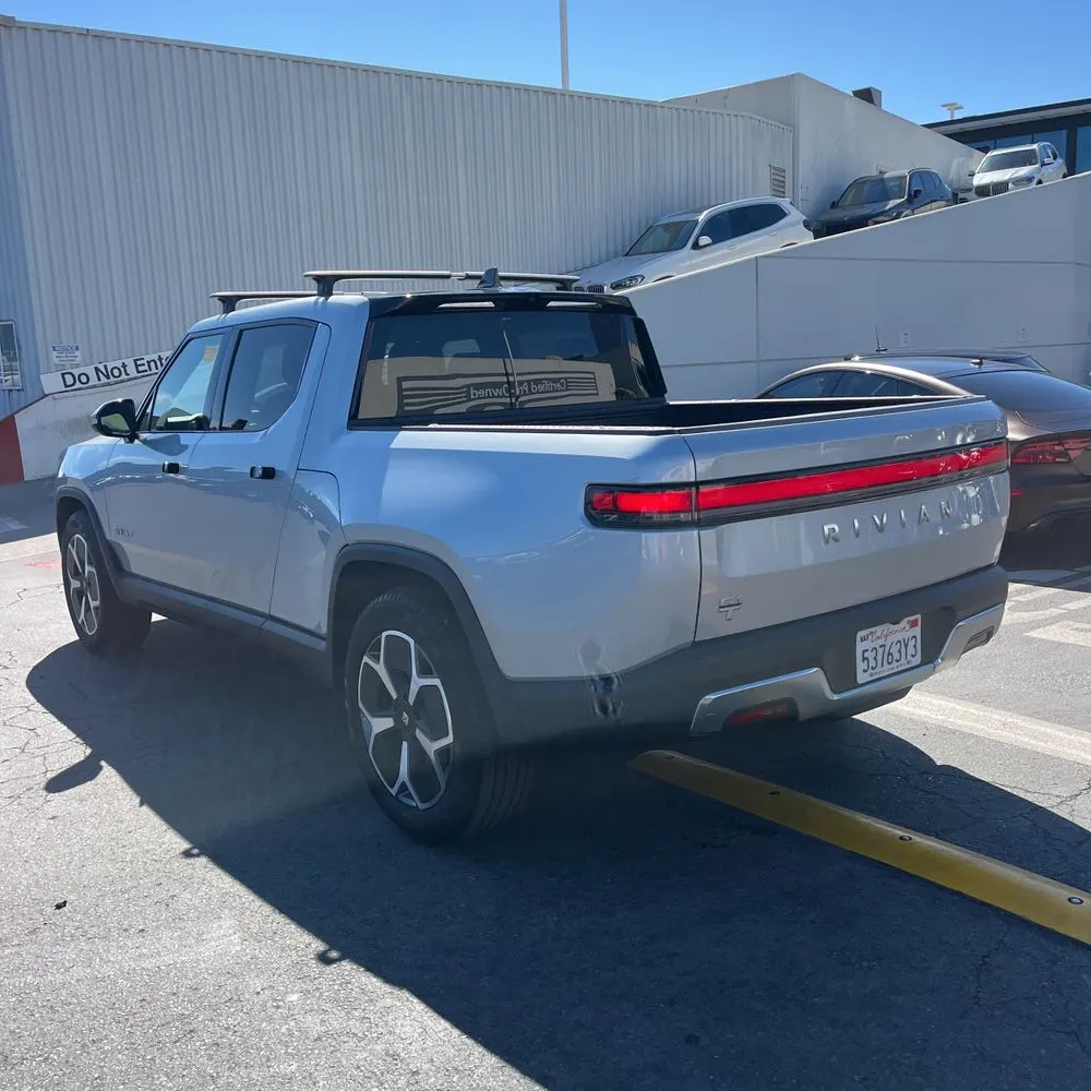 2024 Rivian R1T Adventure Dual-Motor