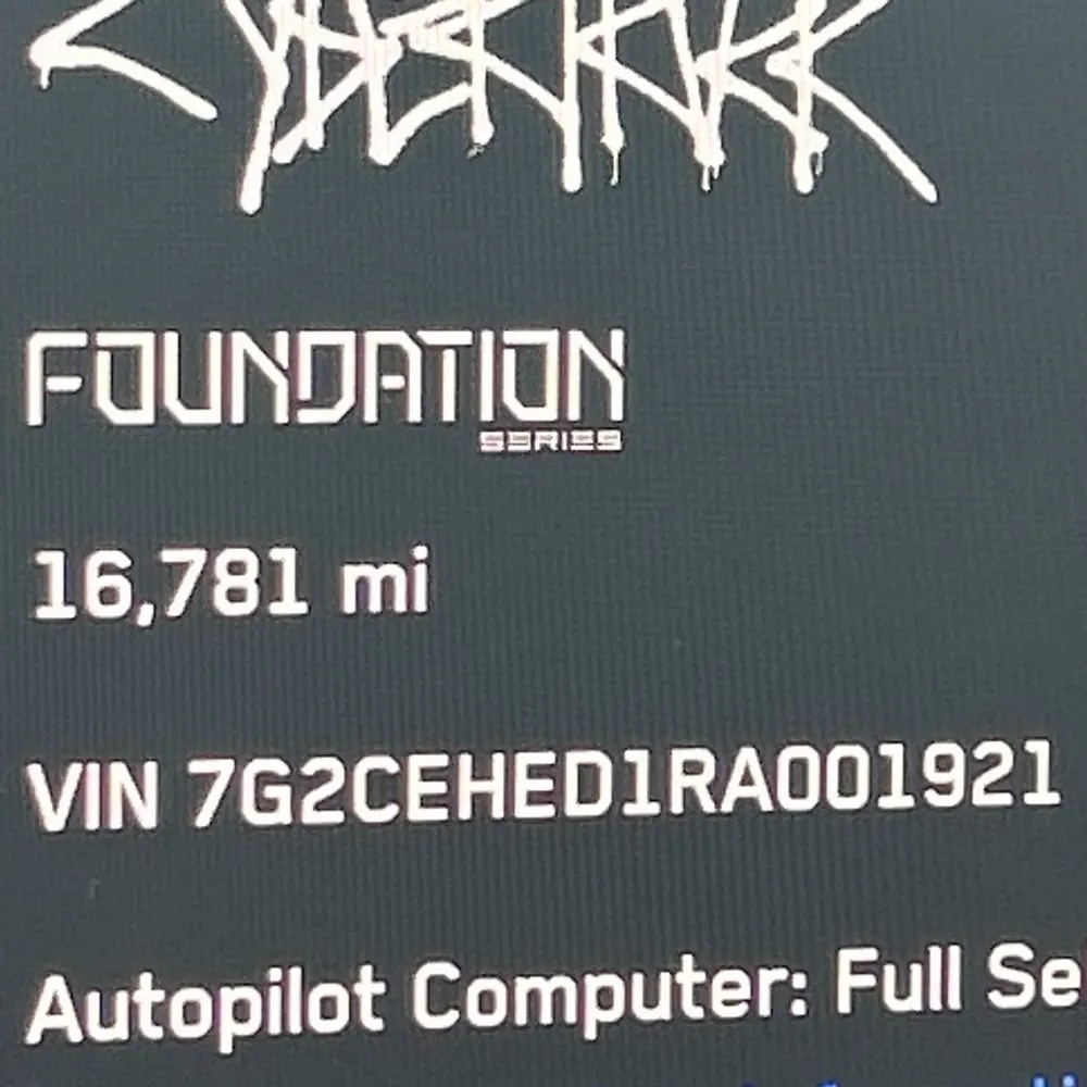 2024 Tesla Cybertruck Base