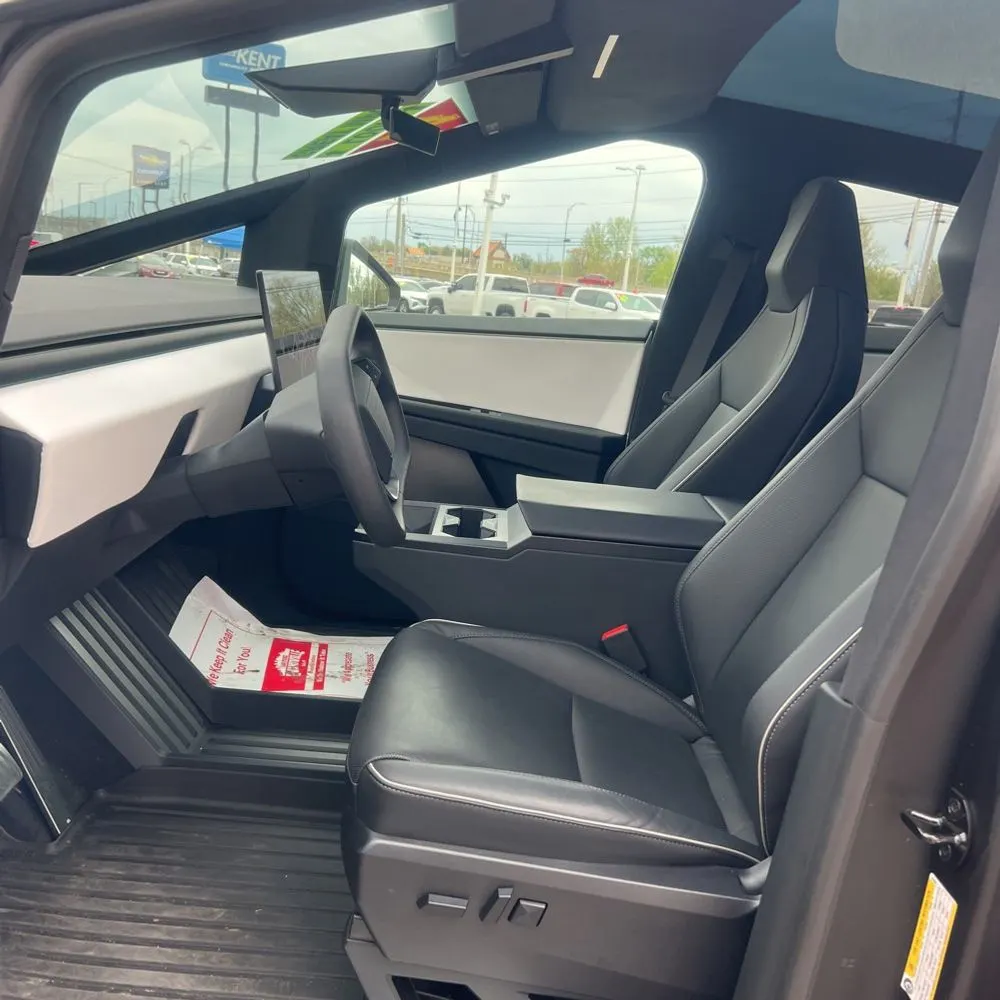 2024 Tesla Cybertruck Base