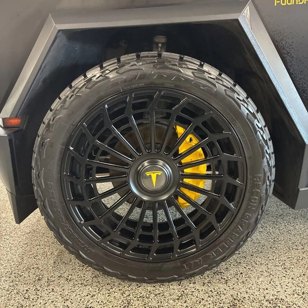 2024 Tesla Cybertruck Base