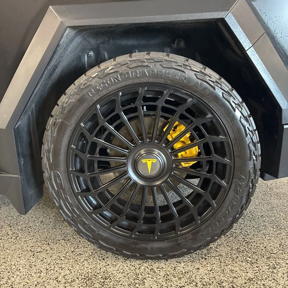 2024 Tesla Cybertruck Base