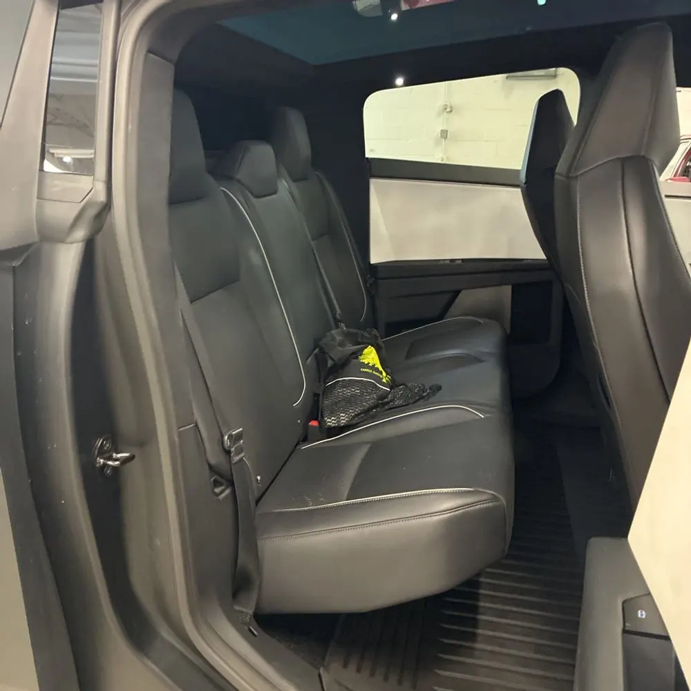 2024 Tesla Cybertruck Base