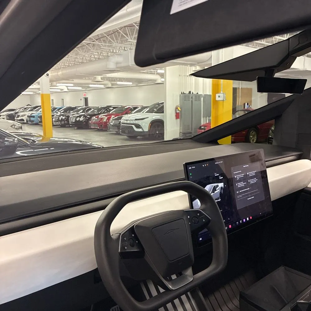 2024 Tesla Cybertruck Base