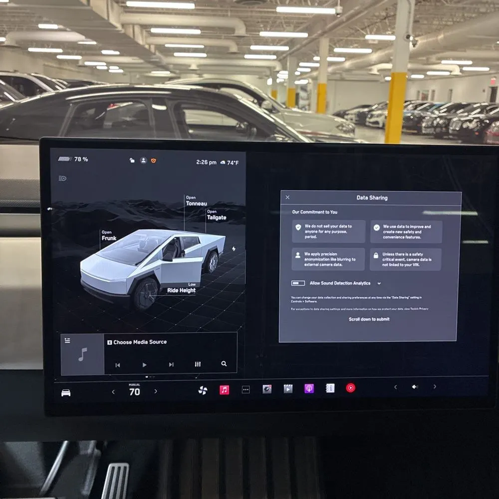 2024 Tesla Cybertruck Base