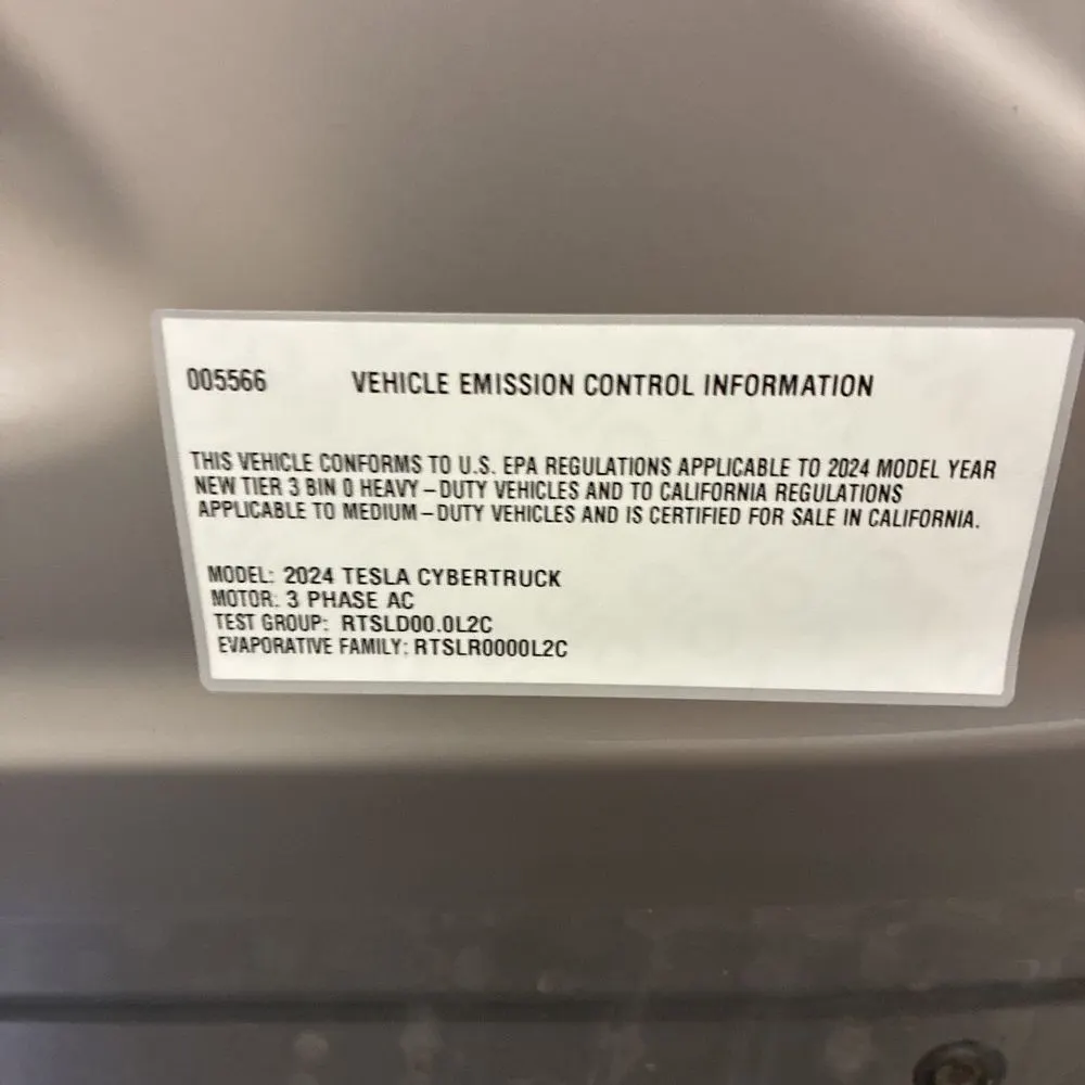 2024 Tesla Cybertruck Base
