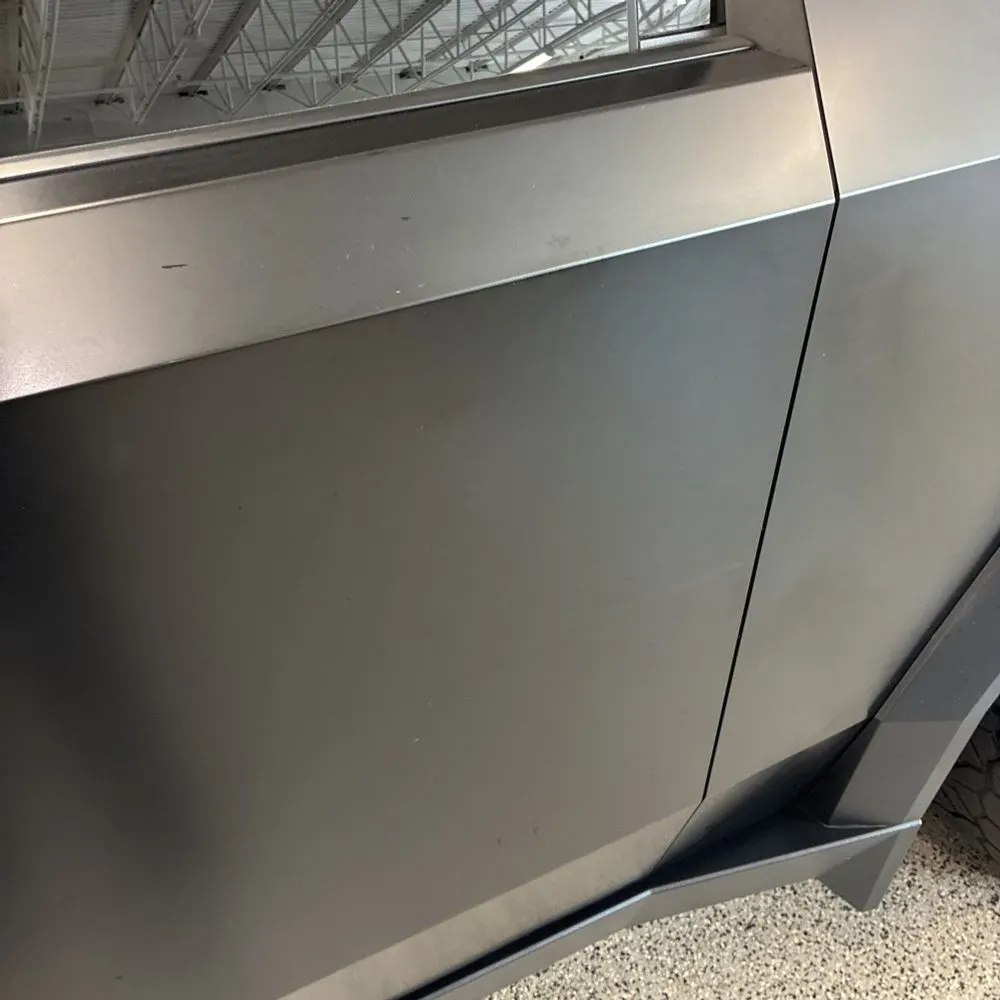 2024 Tesla Cybertruck Base