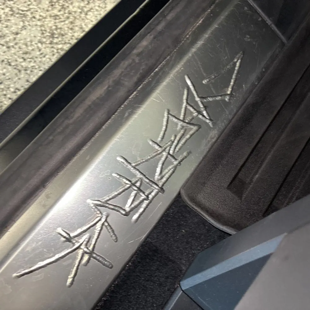 2024 Tesla Cybertruck Base