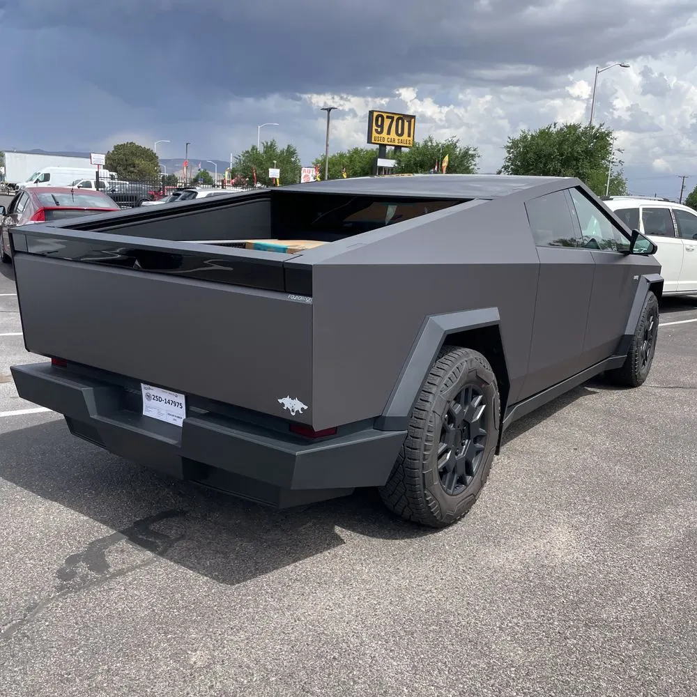 2024 Tesla Cybertruck Base