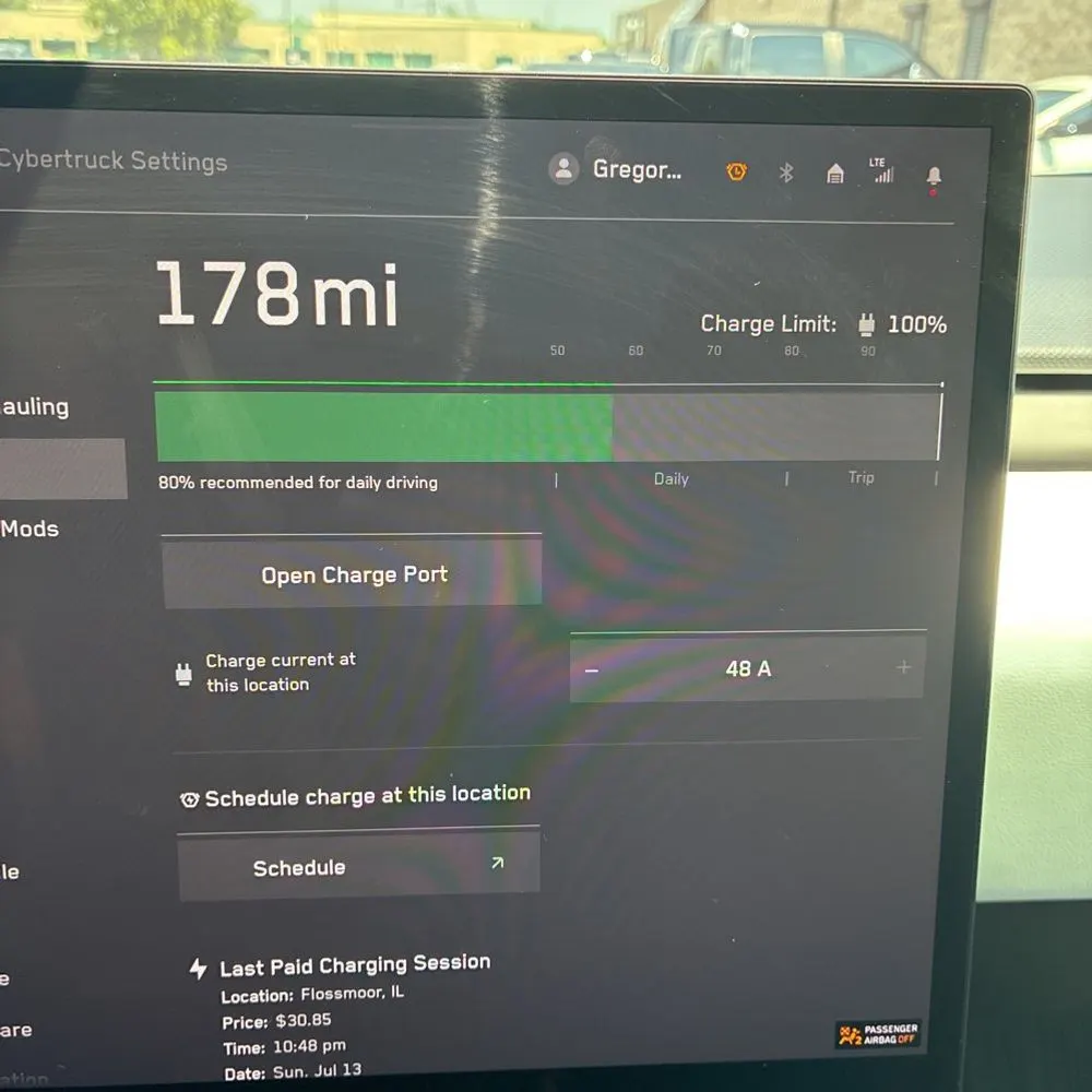 2024 Tesla Cybertruck Base
