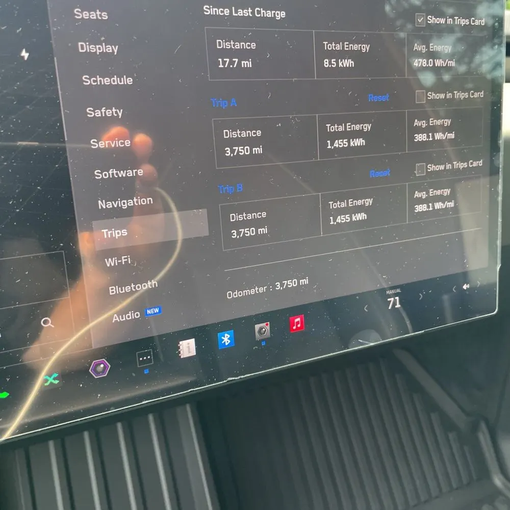 2024 Tesla Cybertruck Base