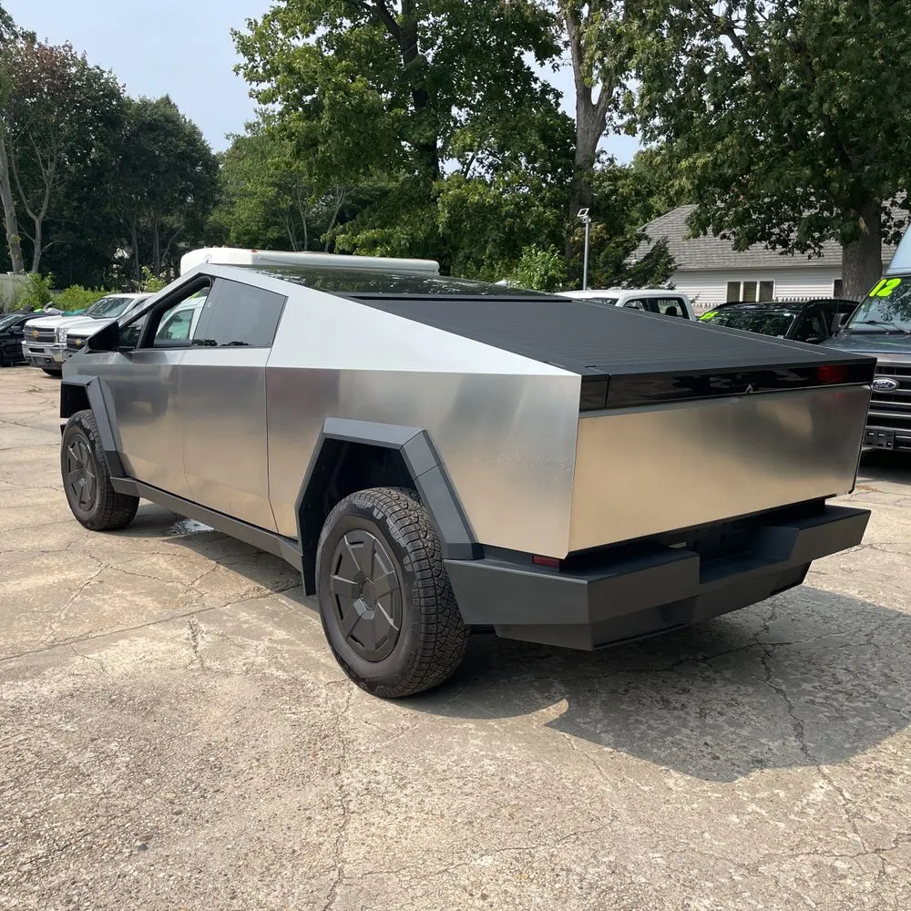 2024 Tesla Cybertruck Base