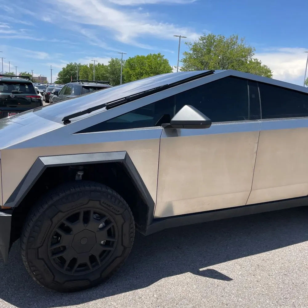 2024 Tesla Cybertruck Base