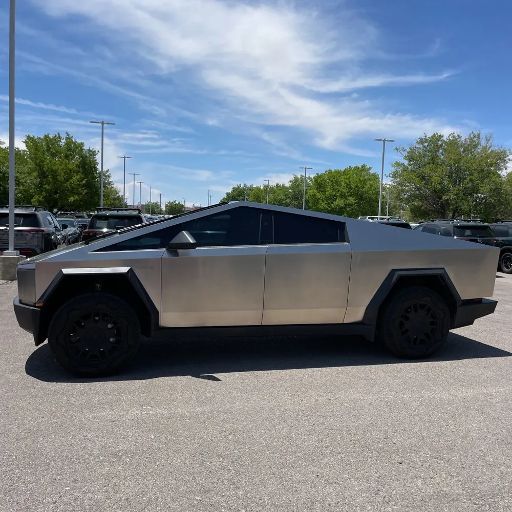 2024 Tesla Cybertruck Base