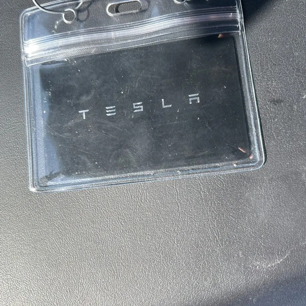 2024 Tesla Cybertruck Base