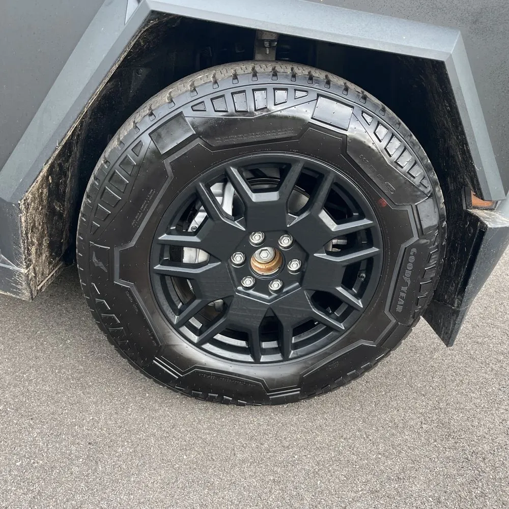 2024 Tesla Cybertruck CyberBeast