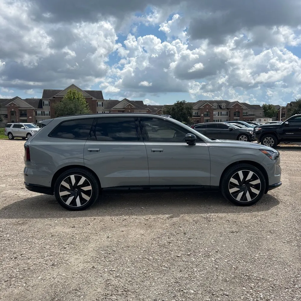 2025 Volvo EX90 Perf Ultra