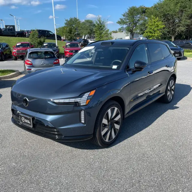 2025 Volvo EX90 Ultra