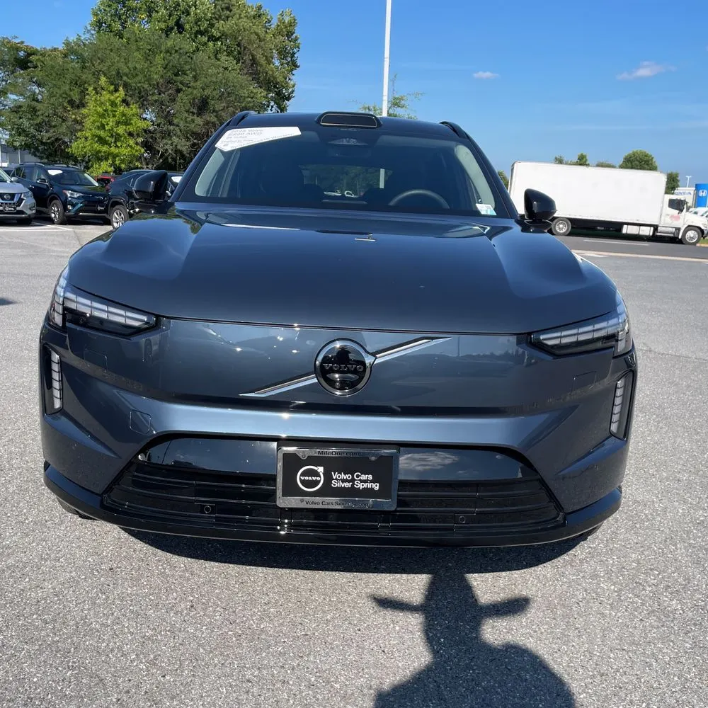 2025 Volvo EX90 Ultra