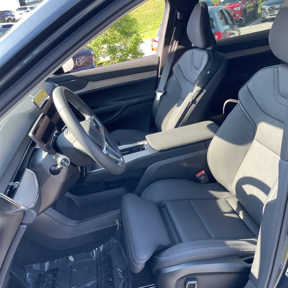 2025 Volvo EX90 Ultra