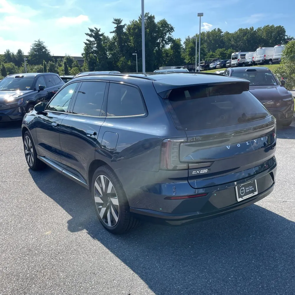 2025 Volvo EX90 Ultra