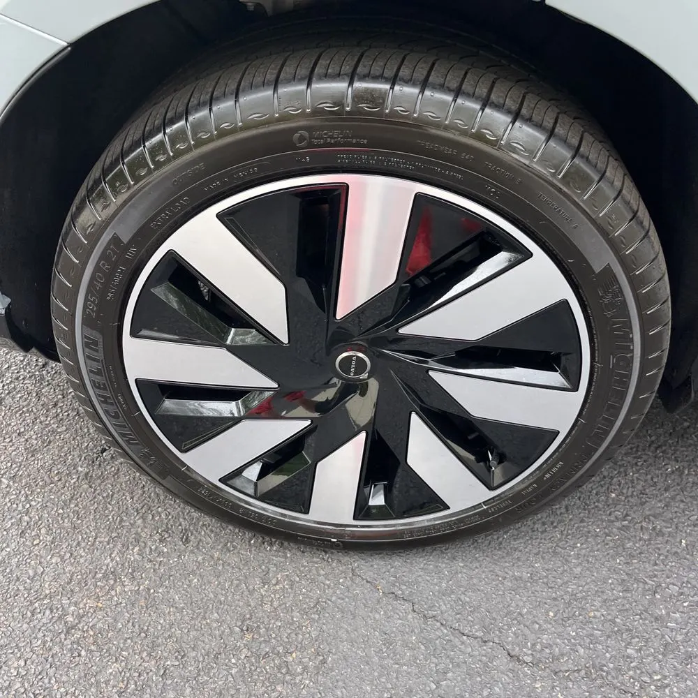 2025 Volvo EX90 Ultra