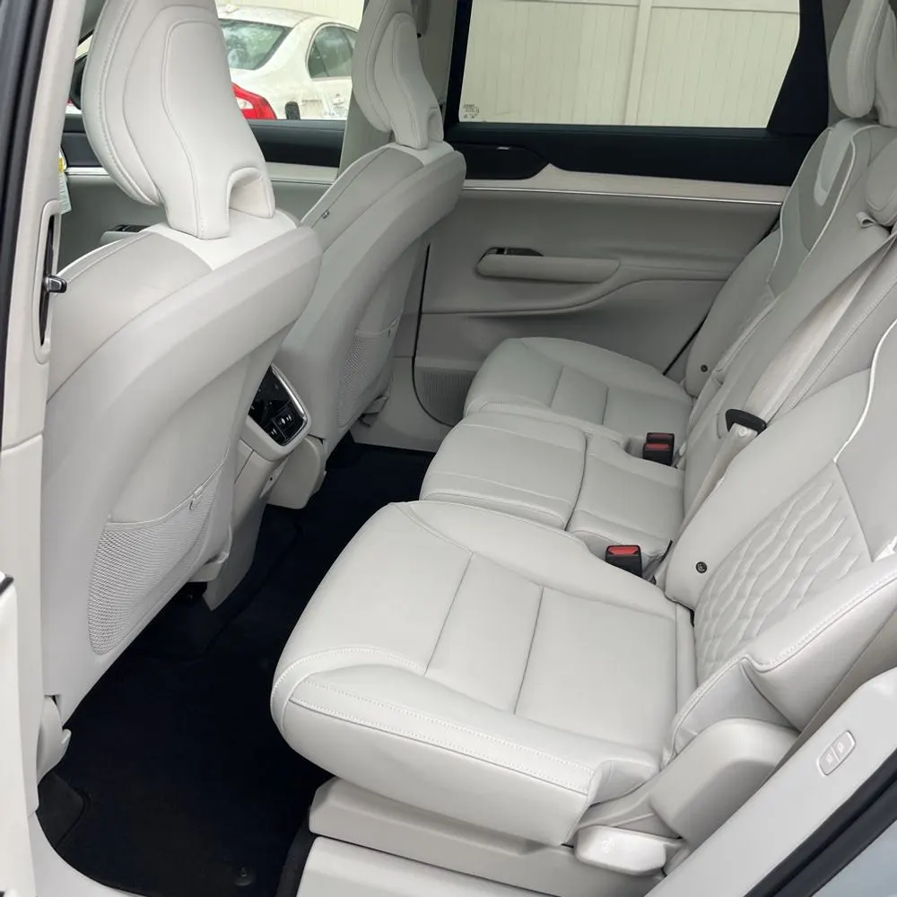 2025 Volvo EX90 Ultra