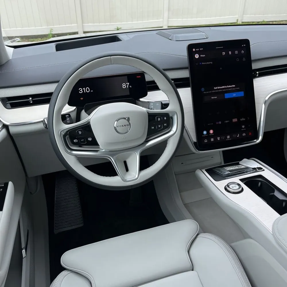 2025 Volvo EX90 Ultra