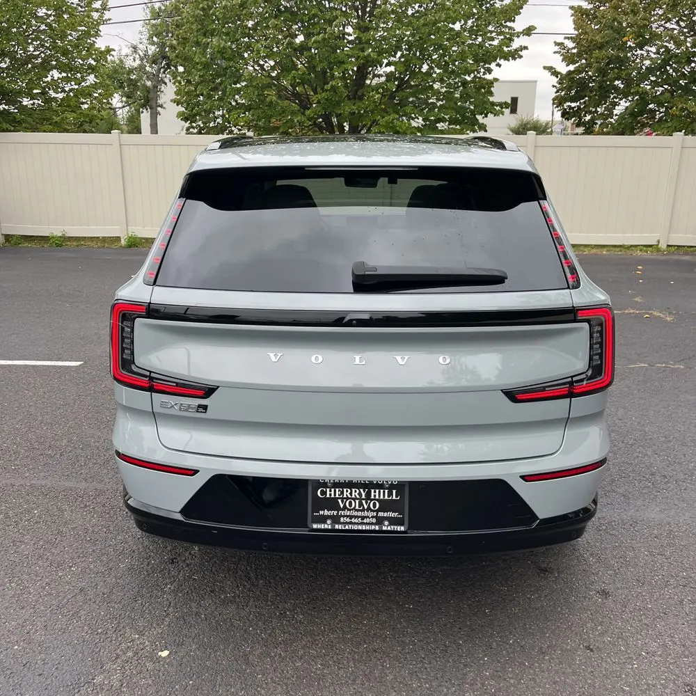 2025 Volvo EX90 Ultra