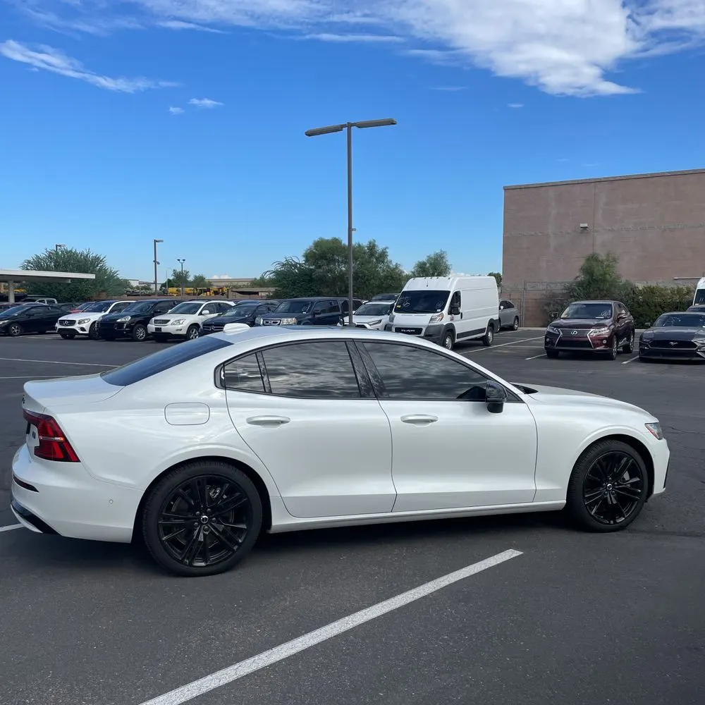 2024 Volvo S60 T8 - Ultimate PHEV