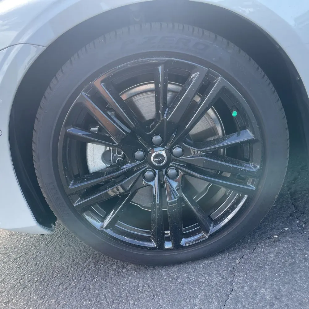 2024 Volvo S60 T8 - Ultimate PHEV