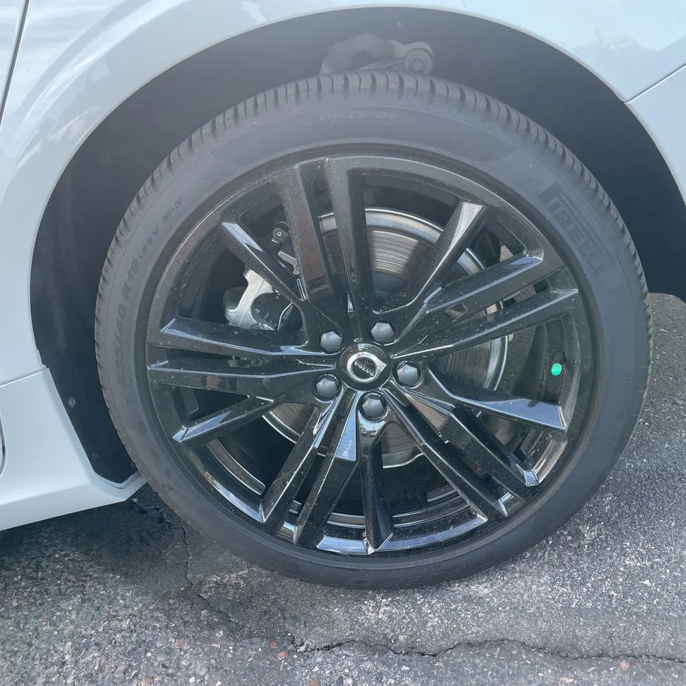 2024 Volvo S60 T8 - Ultimate PHEV