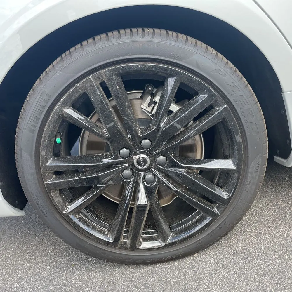 2024 Volvo S60 T8 - Ultimate PHEV