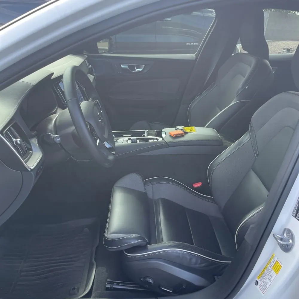 2024 Volvo S60 T8 - Ultimate PHEV