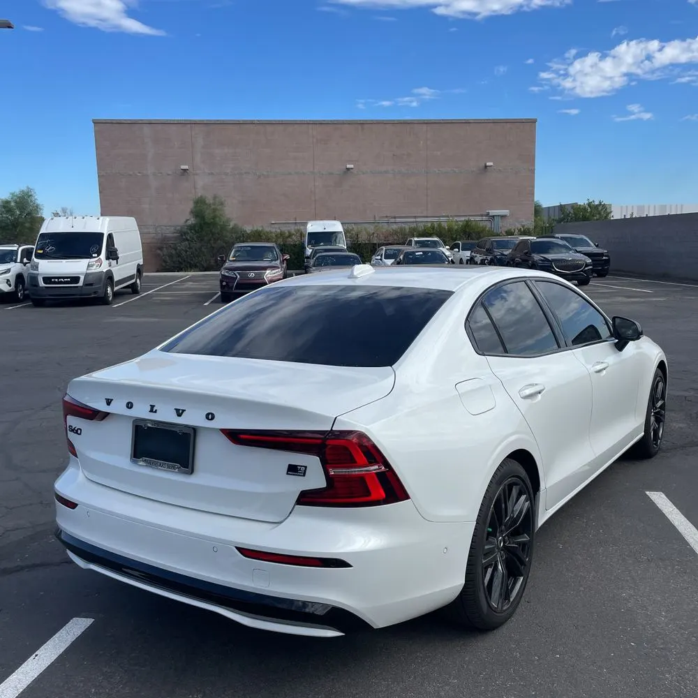 2024 Volvo S60 T8 - Ultimate PHEV