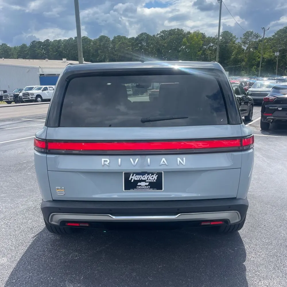 2023 Rivian R1S Launch Ed Quad-Motor