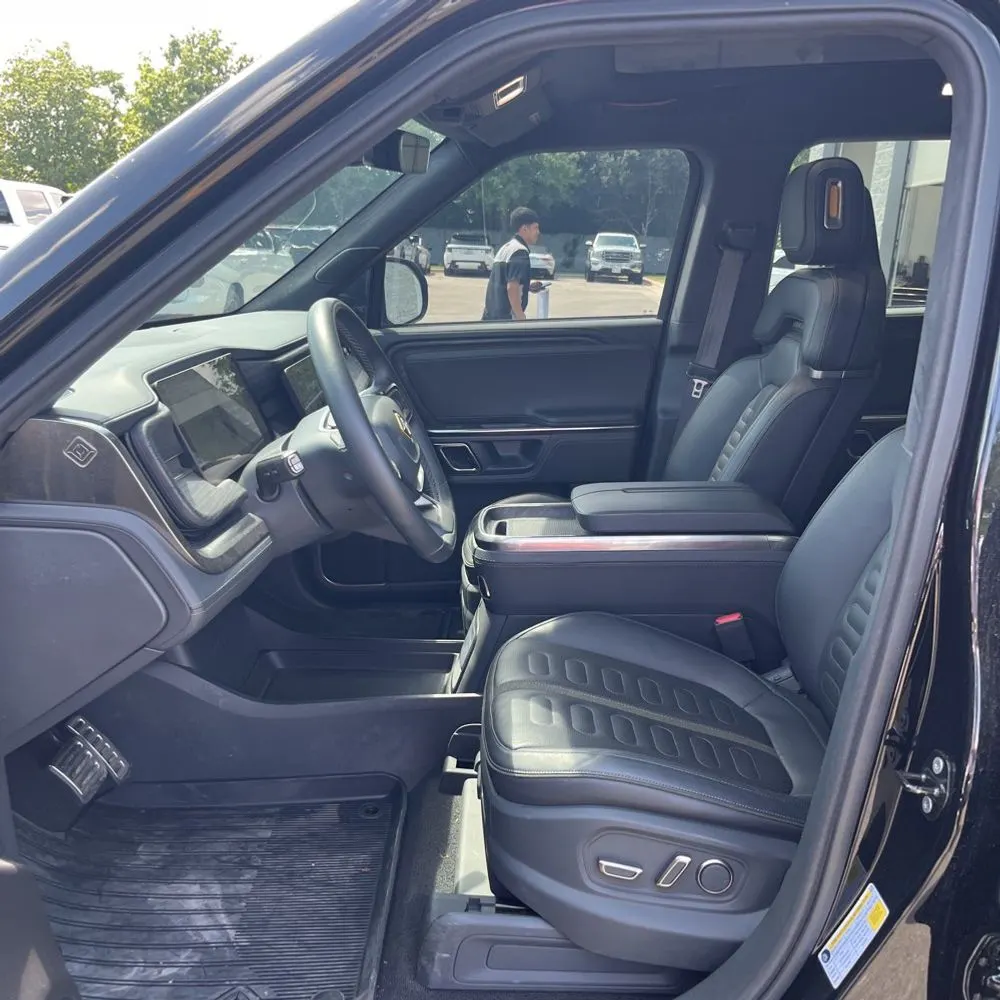 2022 Rivian R1S Launch Edition