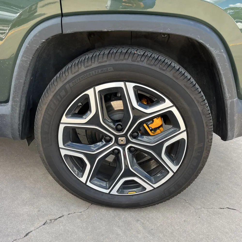 2022 Rivian R1S Launch Edition