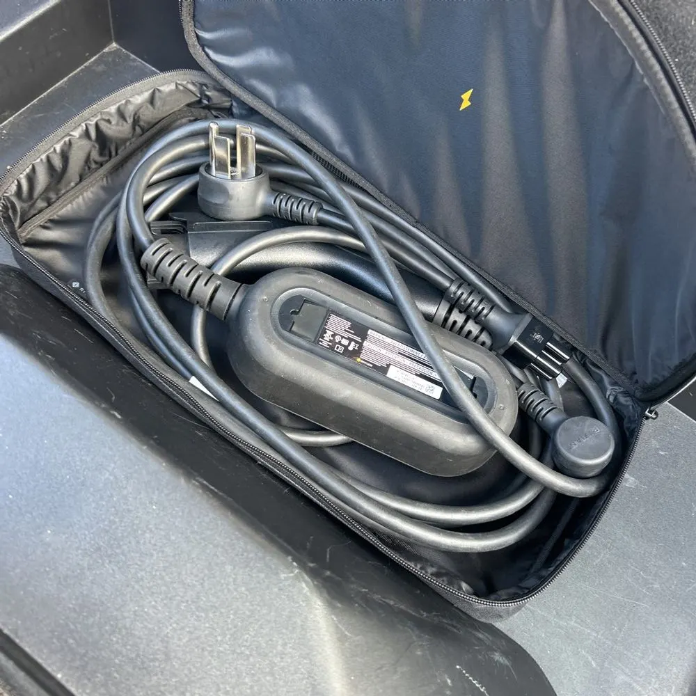 2024 Rivian R1S Adventure Dual-Motor