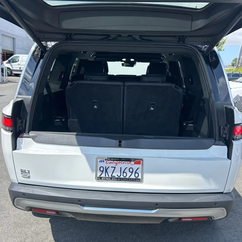 2024 Rivian R1S Adventure Dual-Motor