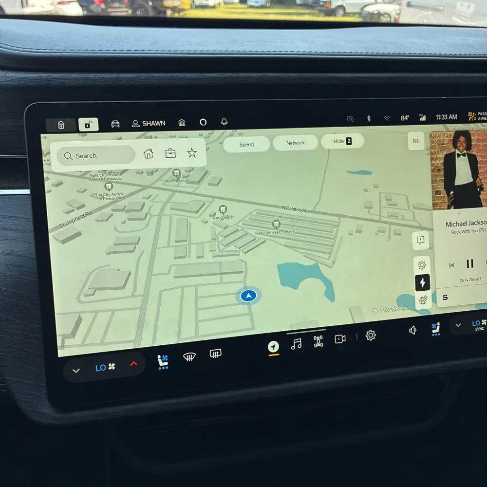 2025 Rivian R1S Adventure Dual-Motor
