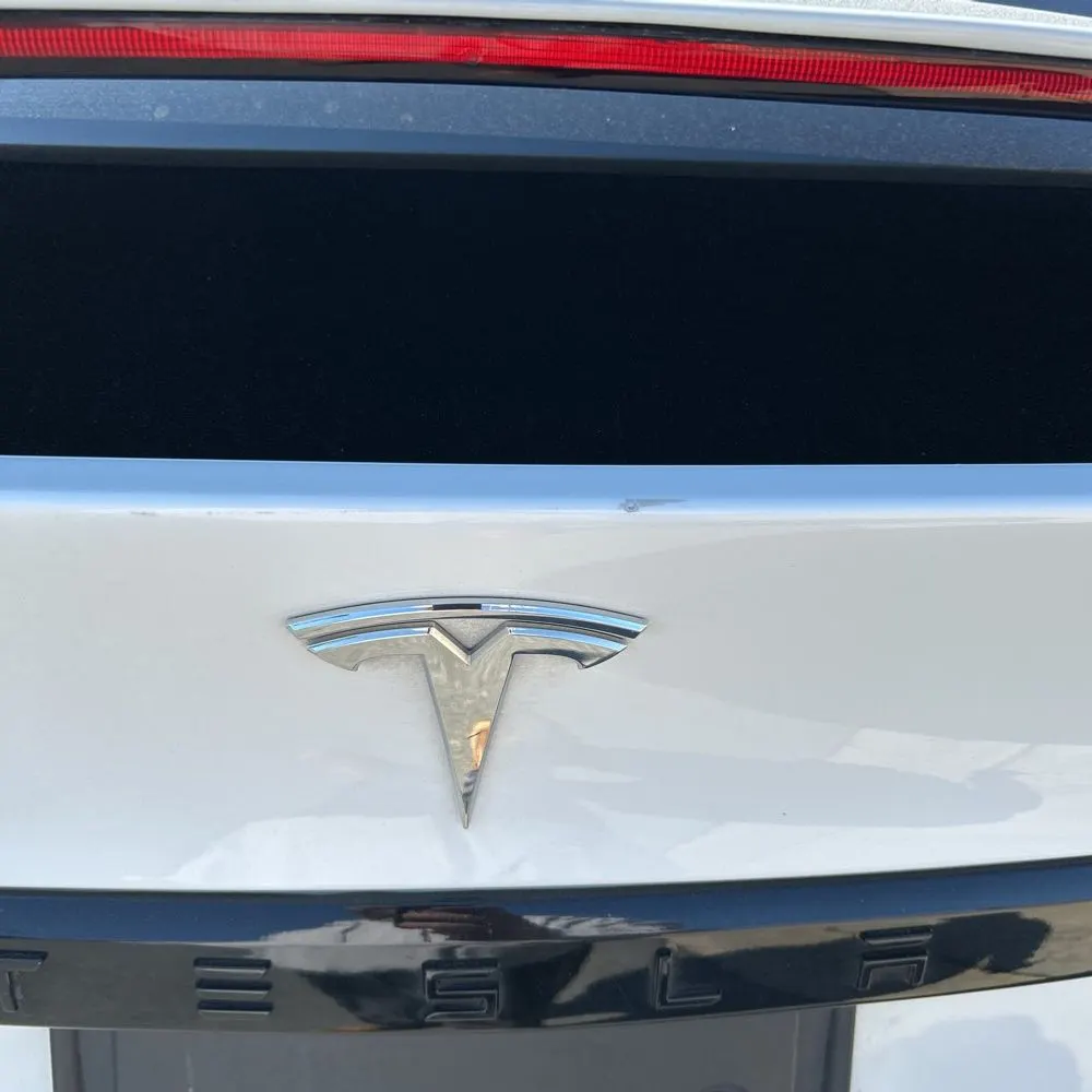 2022 Tesla Model X Plaid