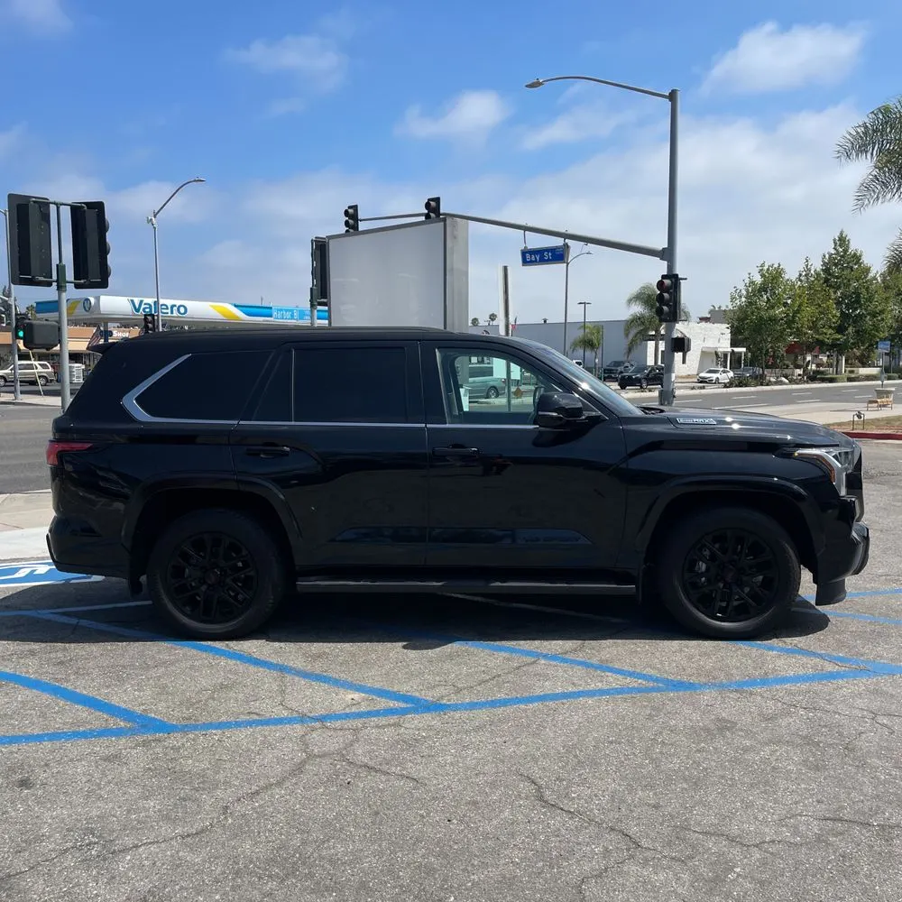 2023 Toyota Sequoia SR5