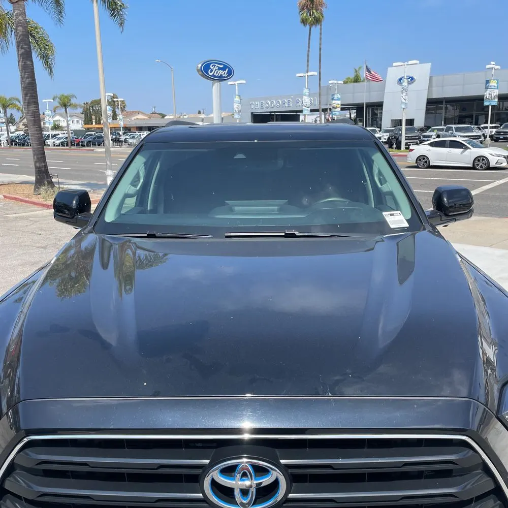 2023 Toyota Sequoia SR5