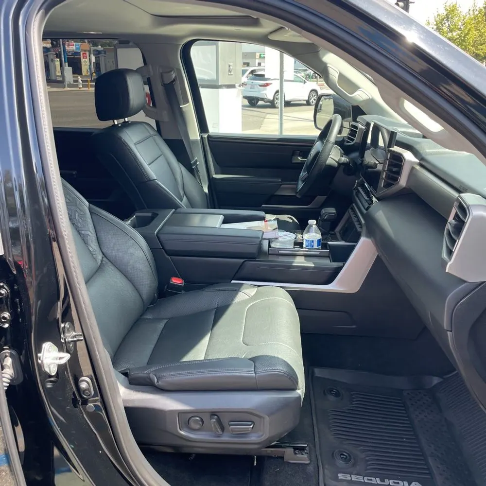 2023 Toyota Sequoia SR5